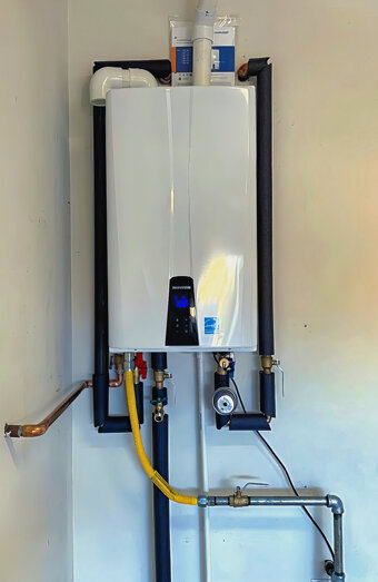 https://thornliehotwater.com.au/uploads/2025/06/instant-hot-water-systems-63860.jpg